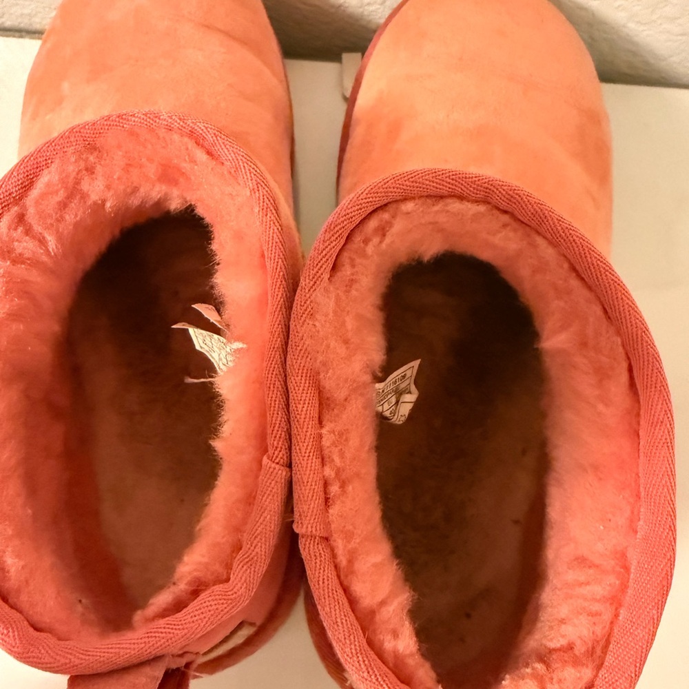 WOMEN'S CLASSIC ULTRA MINI BOOT (please read) - Picture 4 of 10